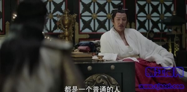 �������4������