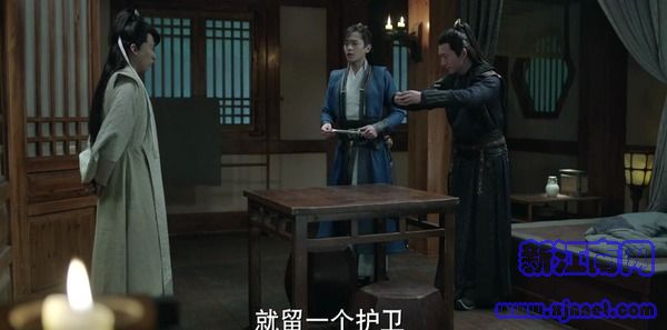 �������4������