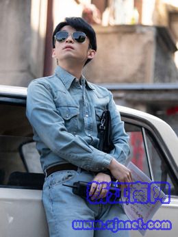 杨巡(董子健饰演)