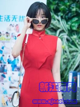 朱莉(陈小纭饰演)