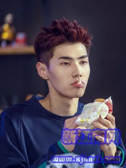 老猫(肖凯中饰演)