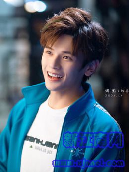 陆岳(姚弛饰演)