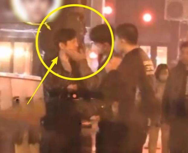 何炅父亲被强制执行 近半年被频繁狙击 网友质疑得罪了人