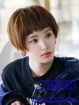 刘丹(许芳铱饰演)